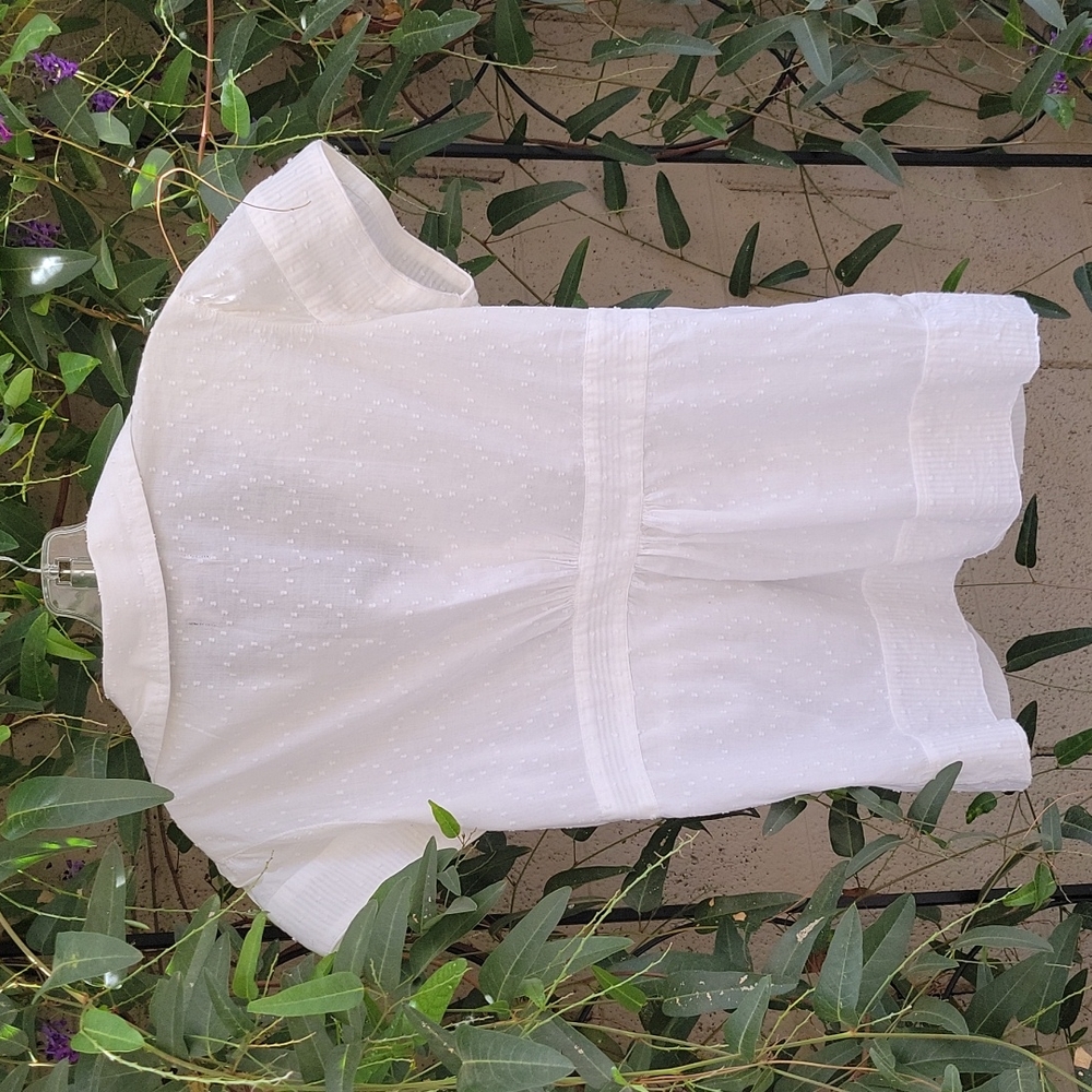 Flattering Embellished White 100% Cotton Button Down Blouse Size Medium - Picture 5 of 10
